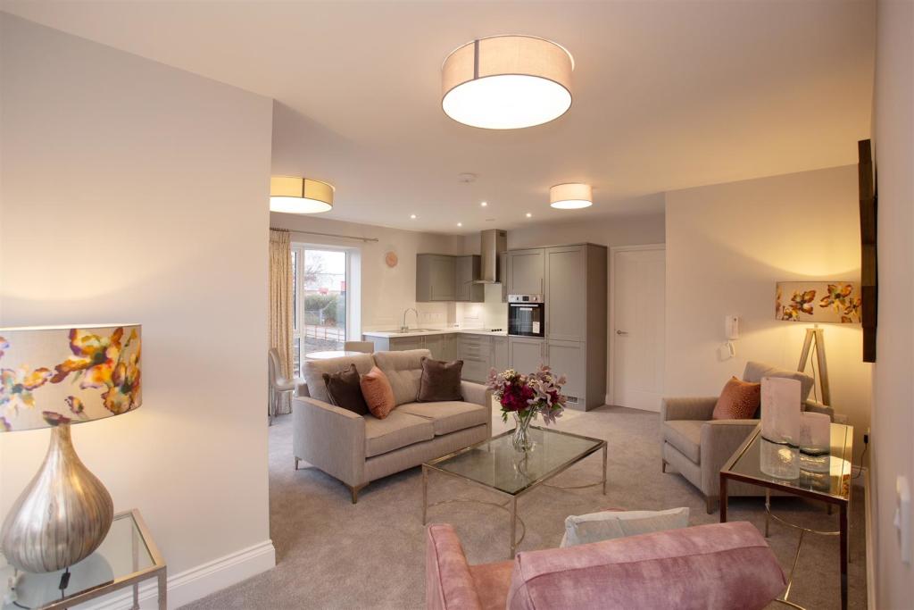 2 bedroom retirement property for sale in Regents Gate, Northallerton, DL7