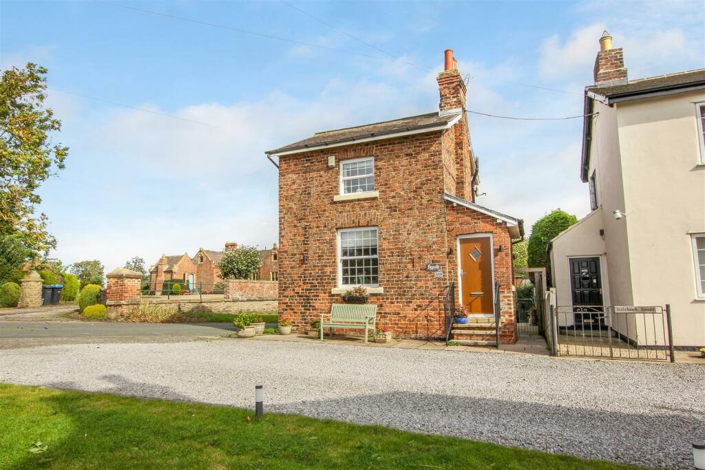 2 bedroom cottage for sale in Railway Cottage, East Cowton