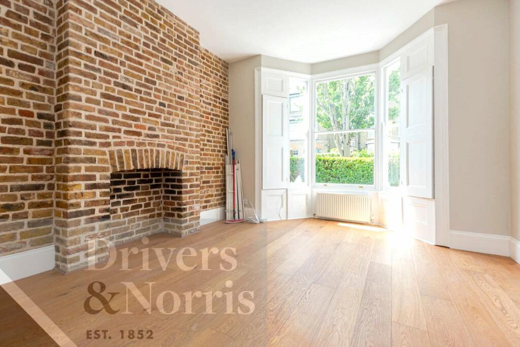 2 bedroom apartment for sale in Bryantwood Road, Islington, London, N7