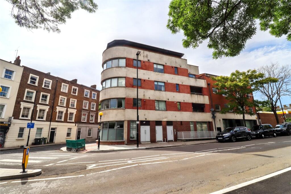 1 bedroom apartment for sale in City Point, 107 York Way, Camden, N7