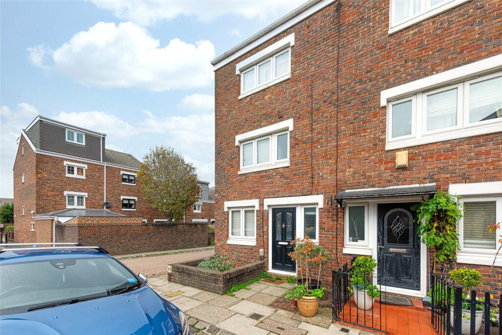 Main image of property: Ewe Close, Islington, London, N7