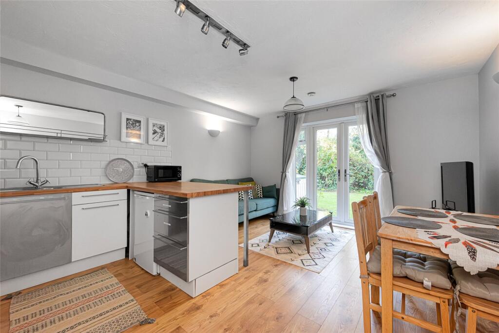 Main image of property: Heddington Grove, Islington, London, N7