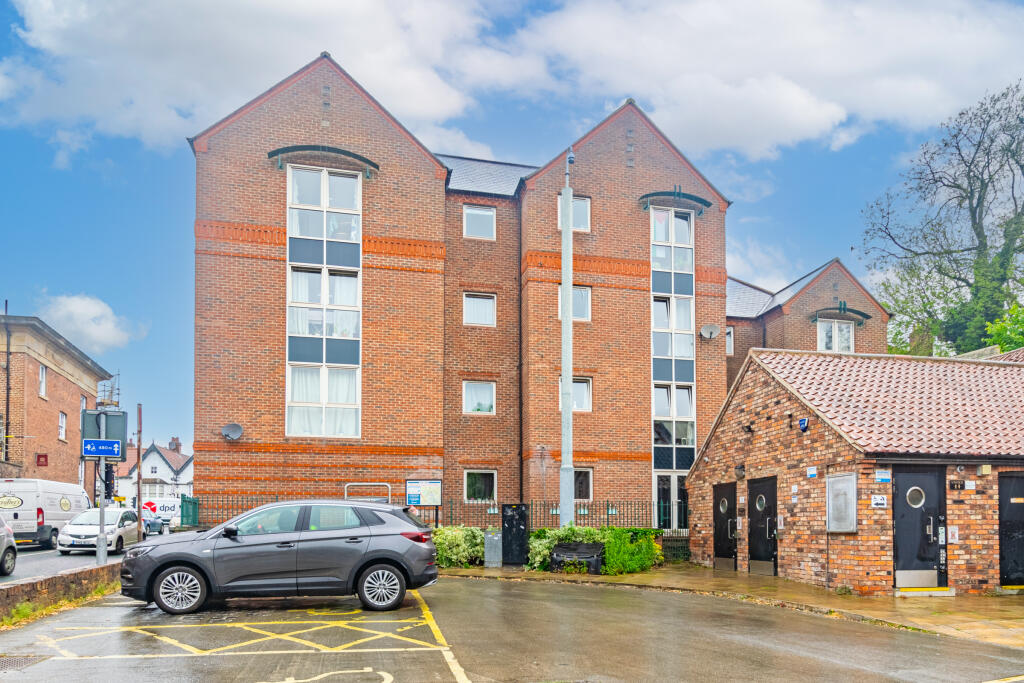 1 bedroom flat for sale in Old Priory Court, Nunnery Lane, York, YO23