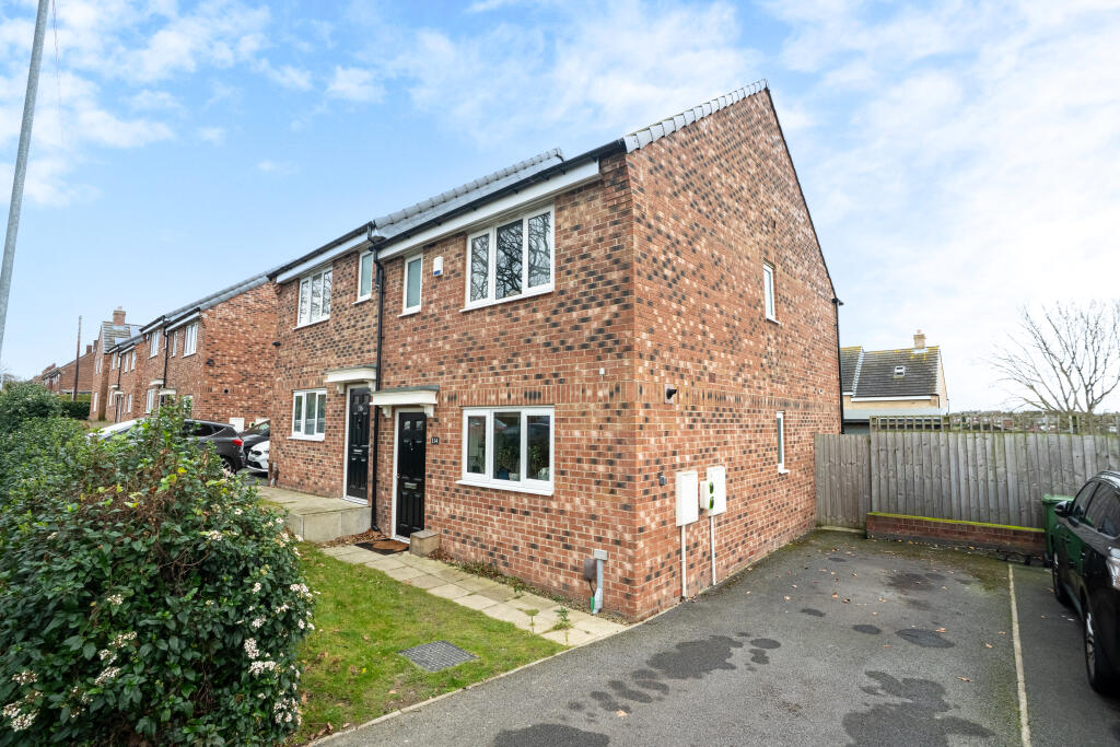 Main image of property: 114 Brooklands Avenue, Leeds , LS14 6RS