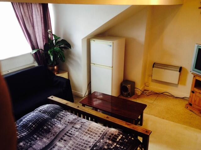 Main image of property: Broughton Terrace, Leeds, LS9