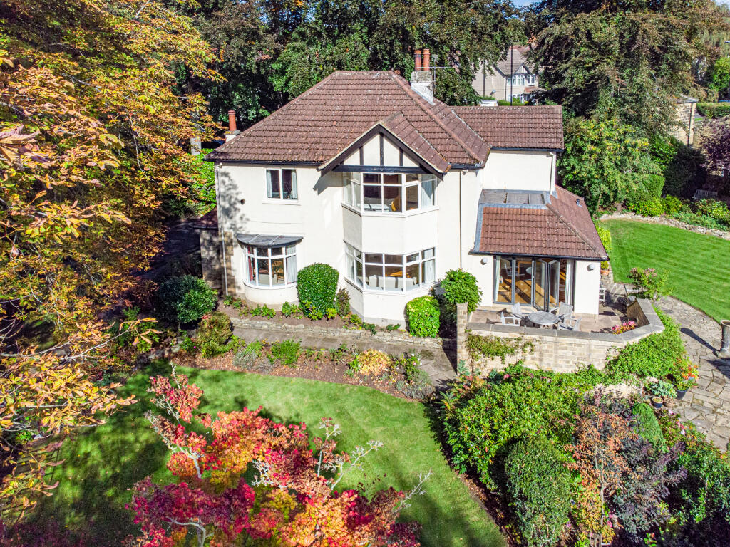 Main image of property: St Catherine's Walk, Leeds, LS8