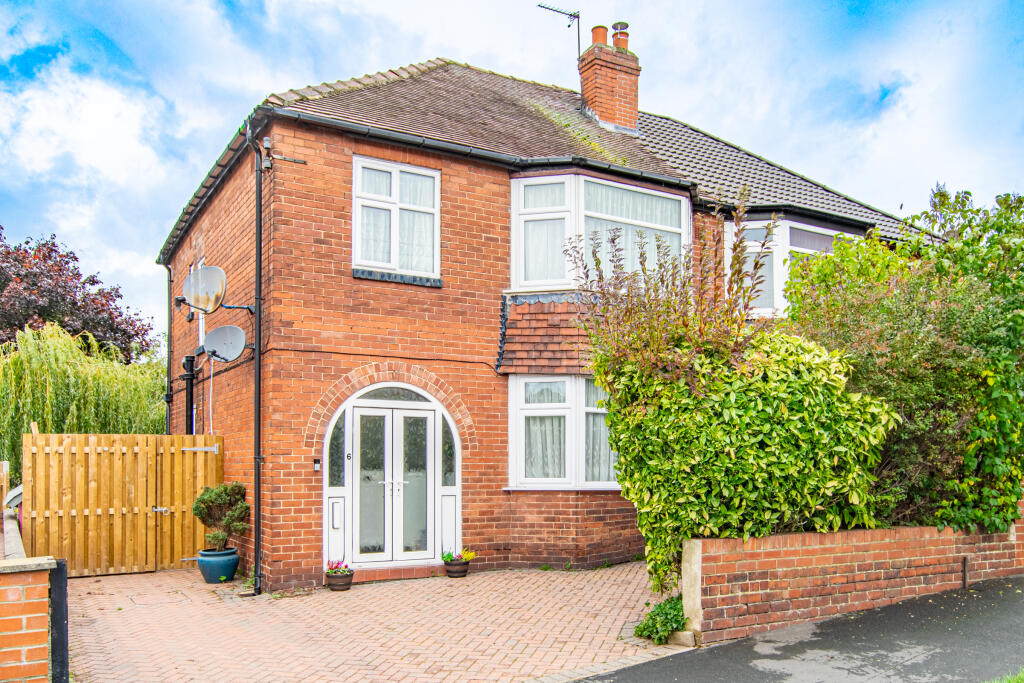 Main image of property: Wynford Terrace, Leeds, LS16