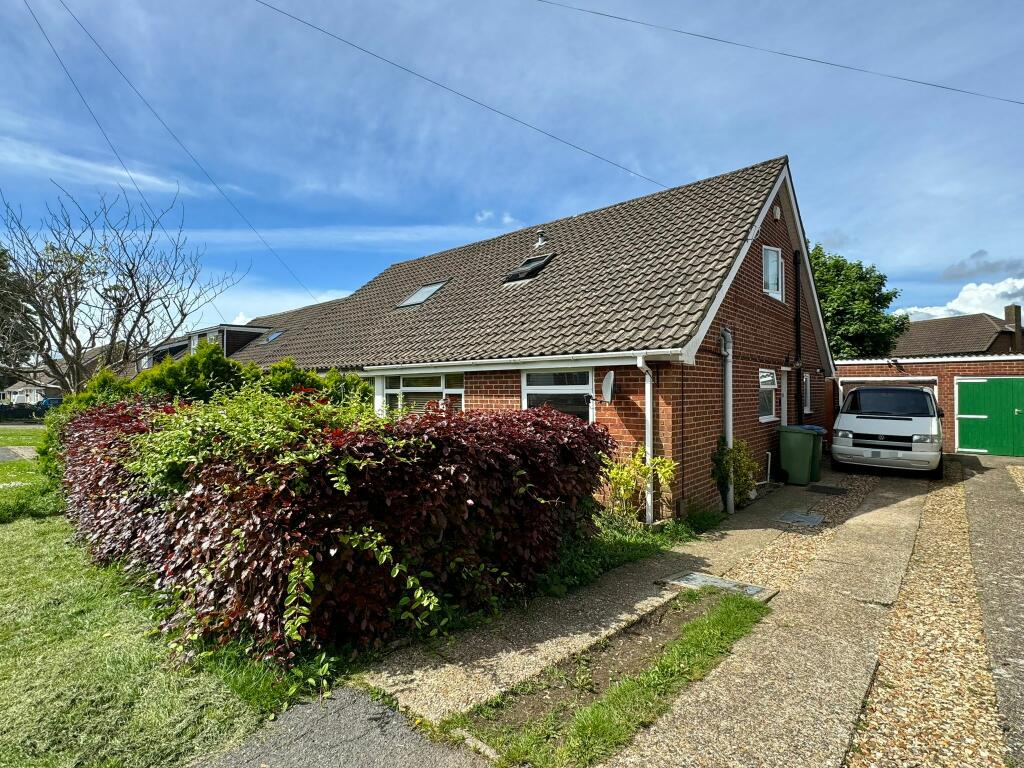 Main image of property: Oaklands Way, Titchfield Common