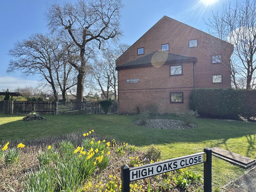 Main image of property: High Oaks Close, Locks Heath