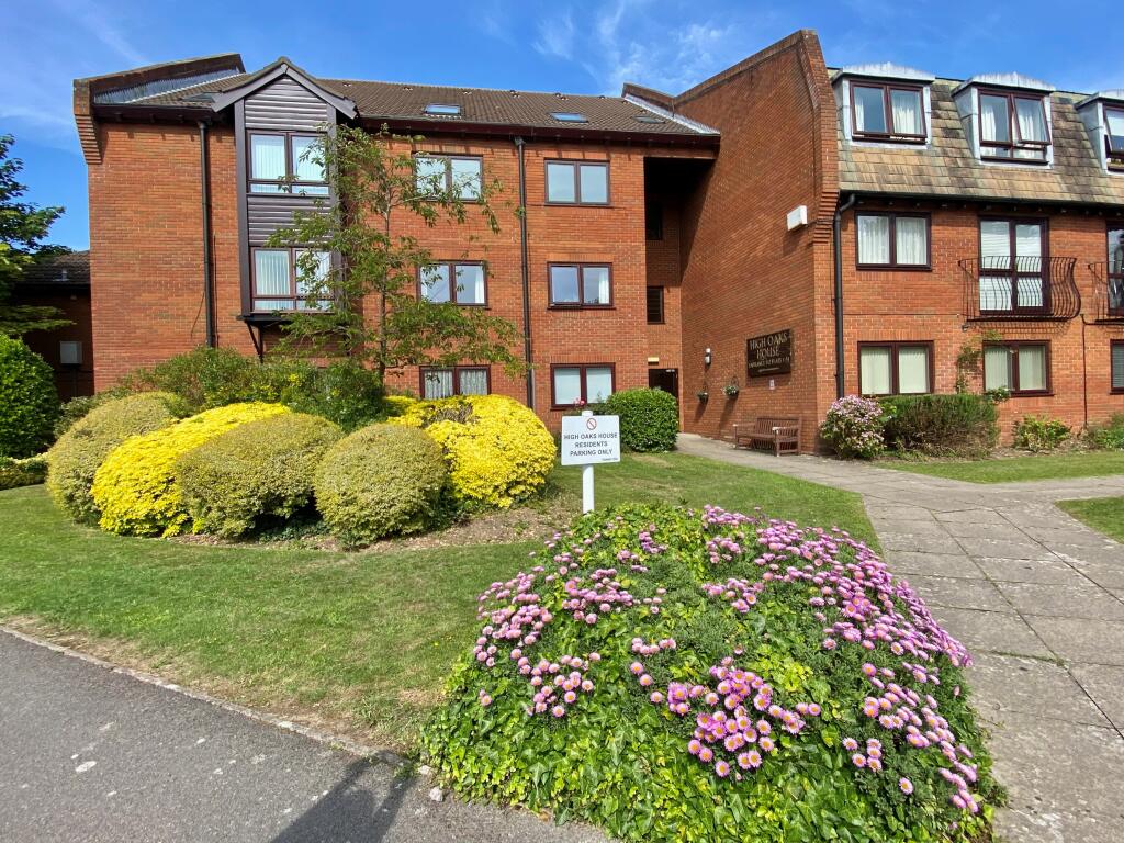 Main image of property: High Oaks Close, Locks Heath