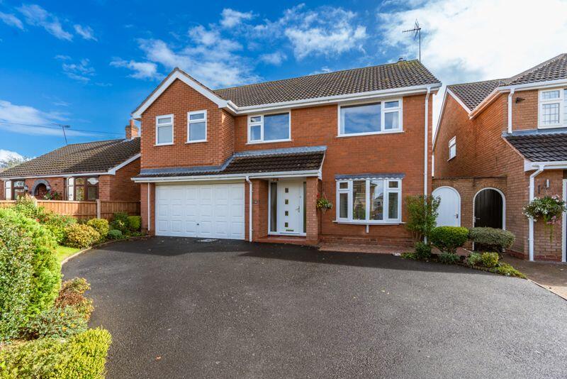 4 bedroom detached house for sale in Victoria Street, Wall Heath, DY6