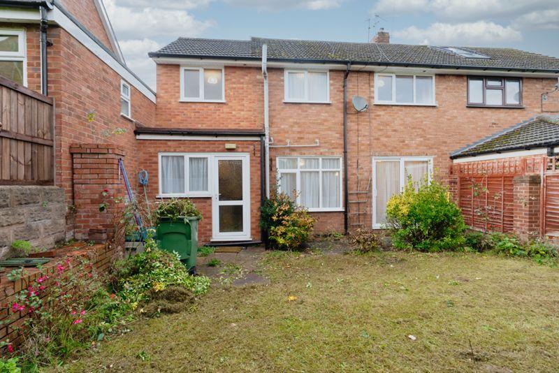 4 bedroom semidetached house for sale in Kingsley Road, Kingswinford, DY6
