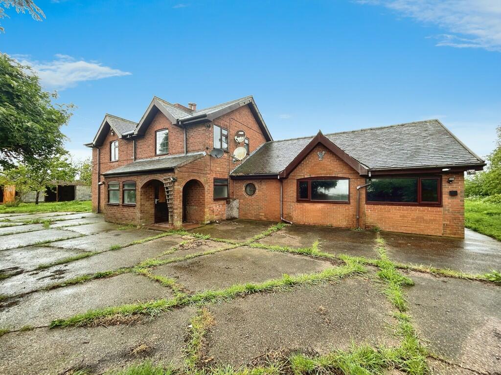 3 bedroom detached house for sale in Kexby Road , Glentworth, DN21