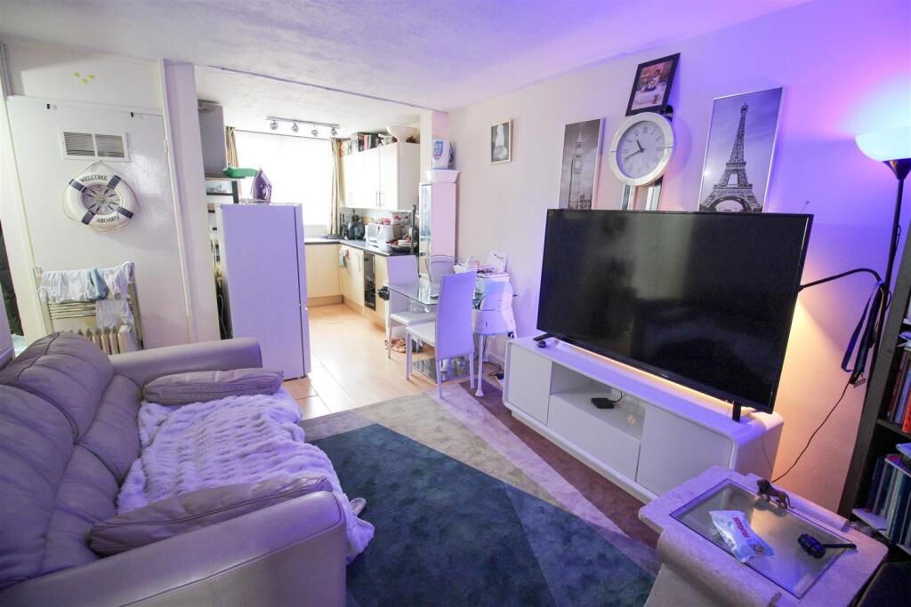 Additional property image - Moorfield, Harlow