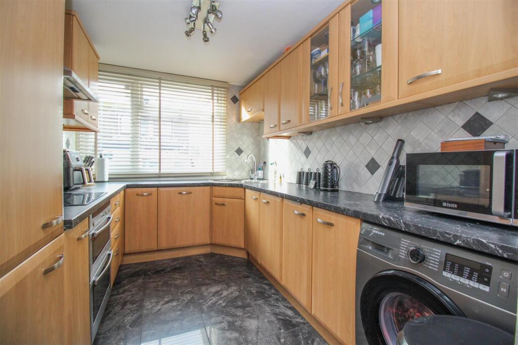 Additional property image - Peterswood, Harlow