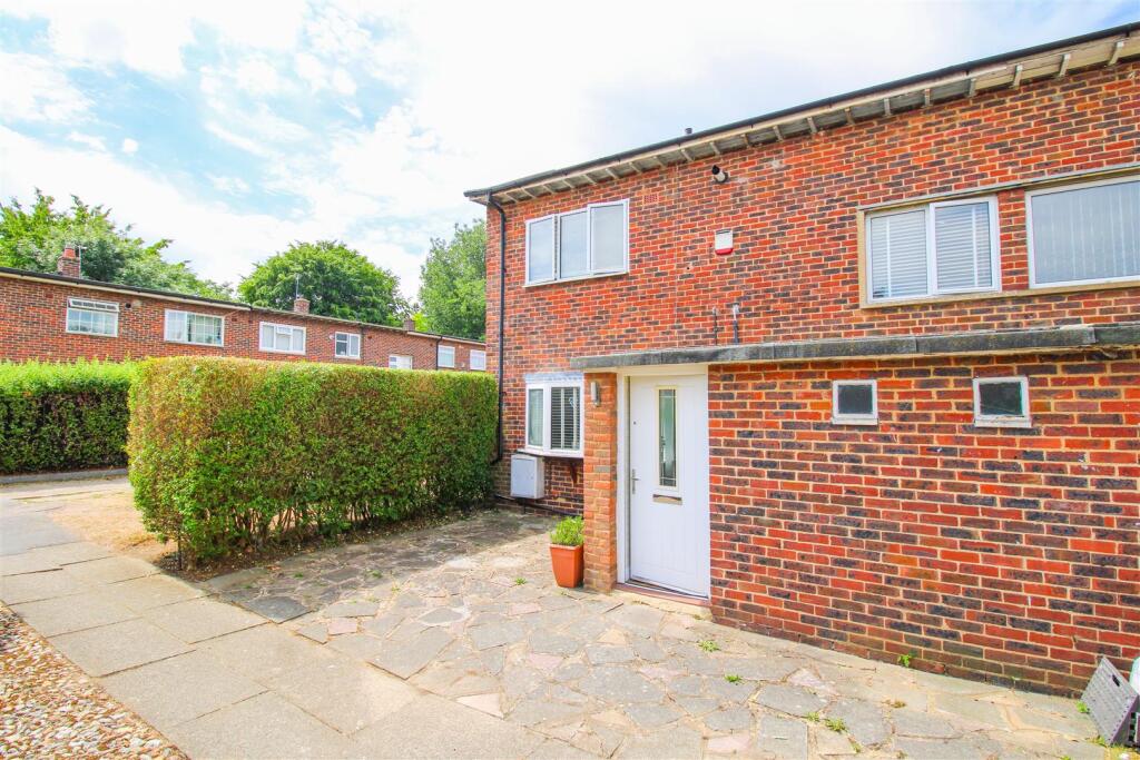 Main image of property: Glebelands, Harlow
