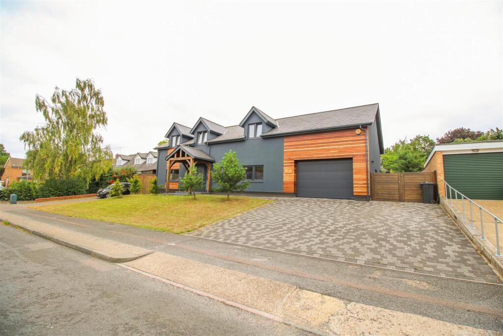 Main image of property: Hawkenbury, Harlow