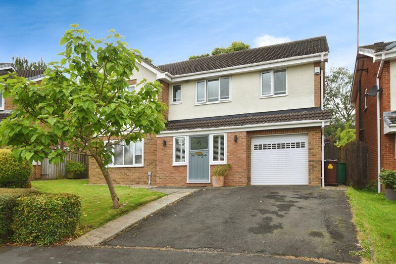 4 bedroom detached house for sale in Chollerford Close, Newcastle Upon
