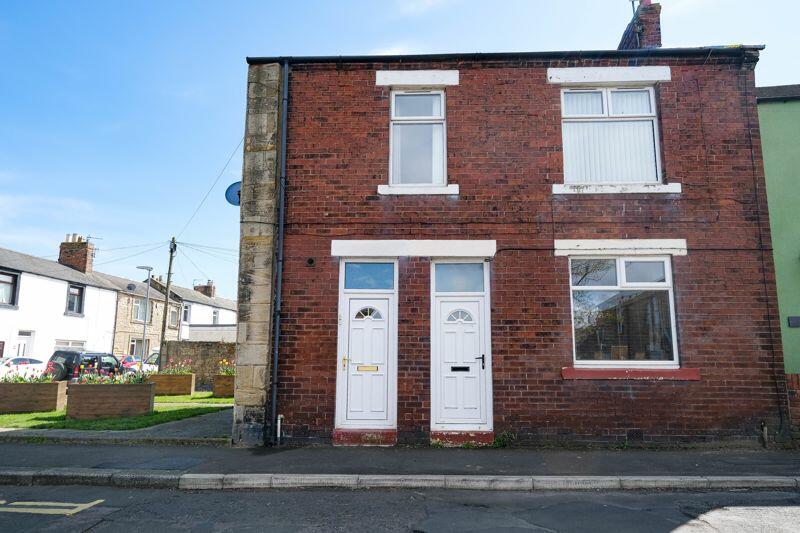 2 bedroom terraced house for sale in High Street, Amble, NE65