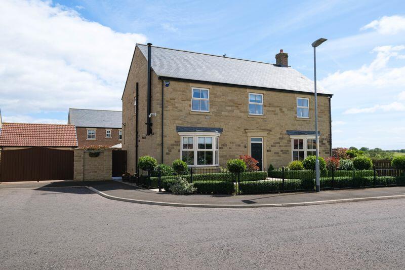 5 bedroom detached house for sale in Earls Grove, Warkworth, NE65