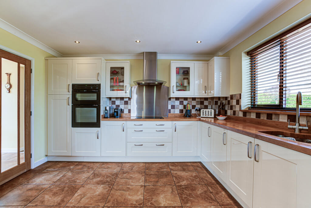 Additional property image - Strethall Road, Littlebury, Saffron Walden, CB11