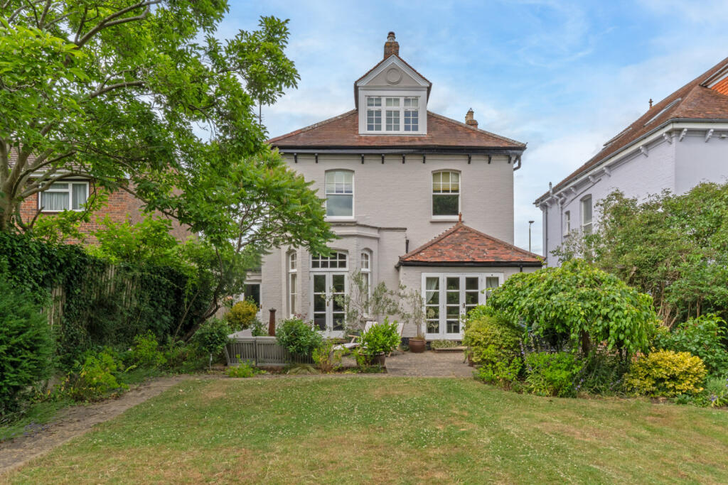 Main image of property: Hadham Road, Bishop's Stortford, Hertfordshire, CM23