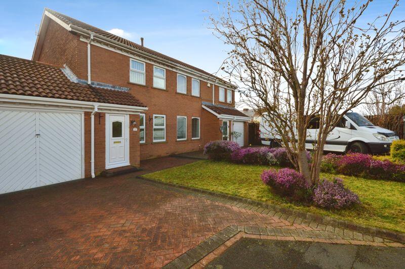 2 bedroom semidetached house for sale in Blagdon Drive, Blyth, NE24