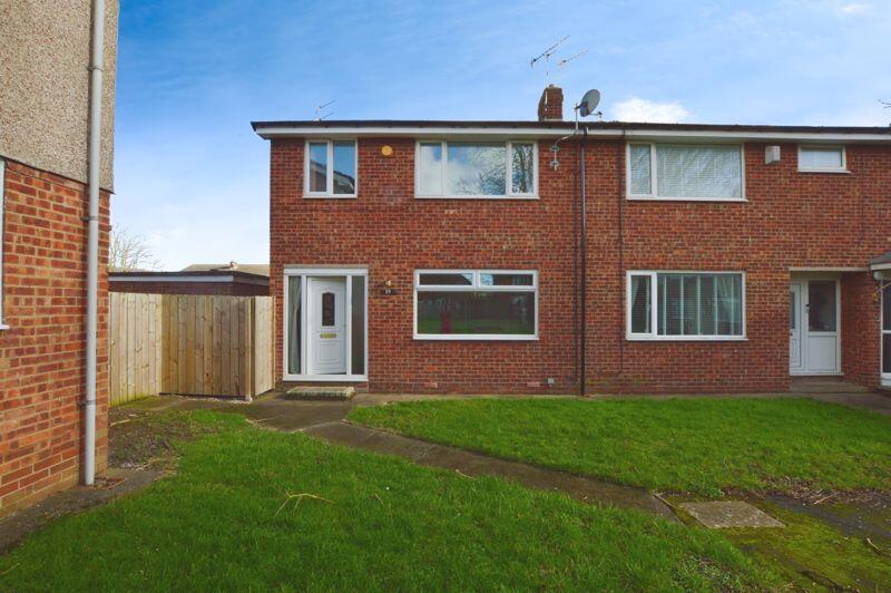 3 bedroom end of terrace house