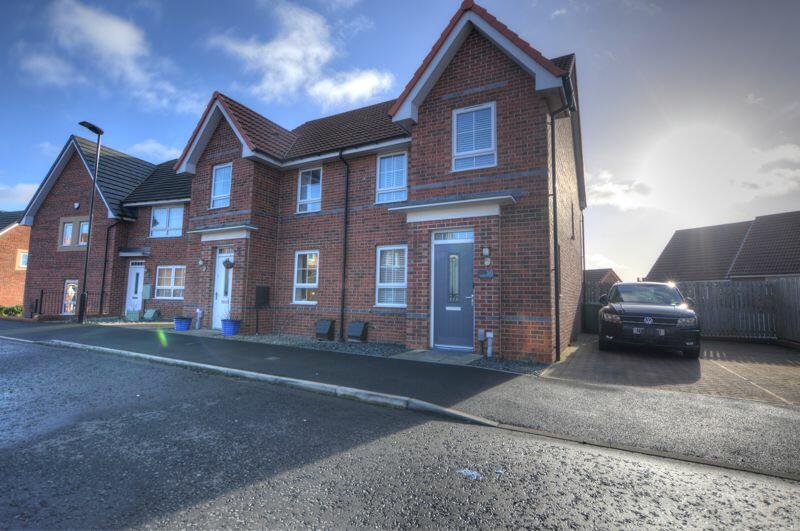 3 bedroom semidetached house for sale in Magnolia Drive, Blakelaw