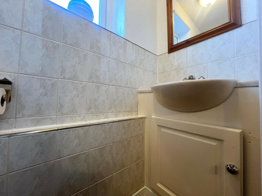 Additional property image - Highland Way, Redditch