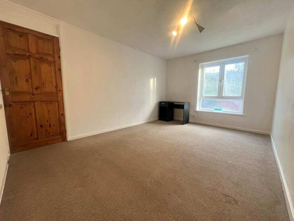 Additional property image - Highland Way, Redditch