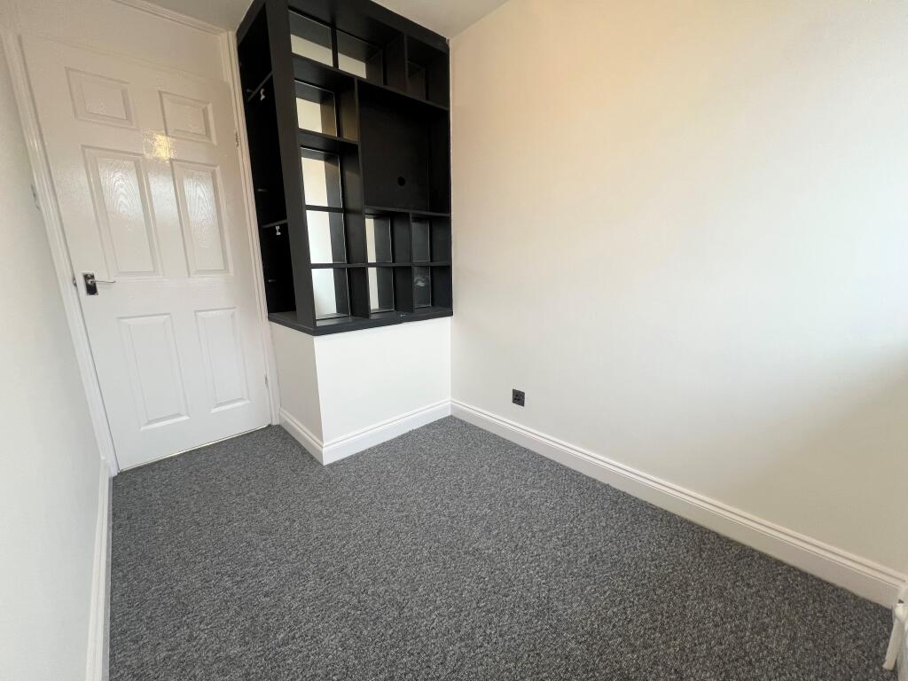 Additional property image - Alveston Close, Redditch