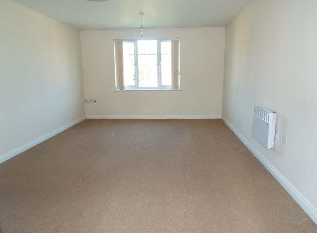 Additional property image - Hedgerow Close, Greenlands, Redditch