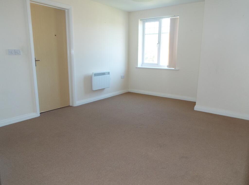 Additional property image - Hedgerow Close, Greenlands, Redditch