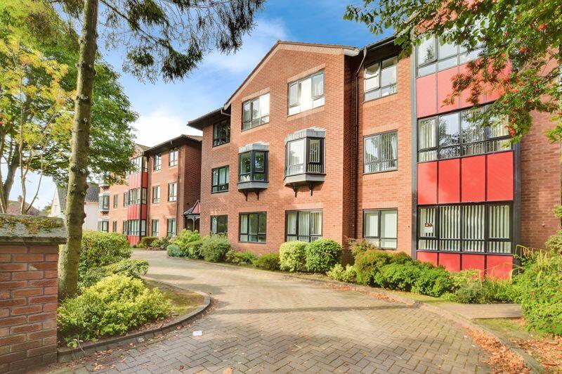 2 bedroom flat for sale in Russell Court, Adderstone Crescent