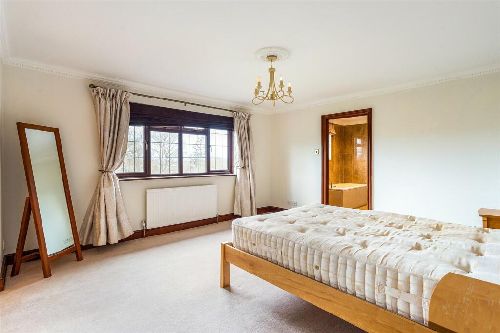 5 bedroom detached house for sale in Western Road, Newick, Lewes, East