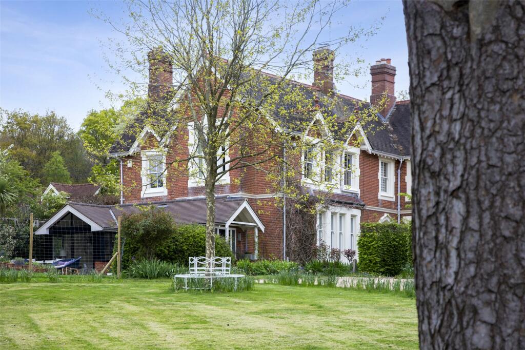 3 bedroom semidetached house for sale in Cinder Hill, North Chailey