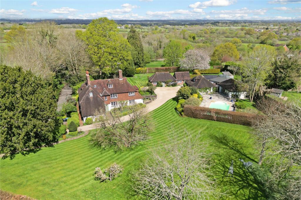 5 bedroom detached house for sale in Langton Lane, Hurstpierpoint, Hassocks, West Sussex, BN6
