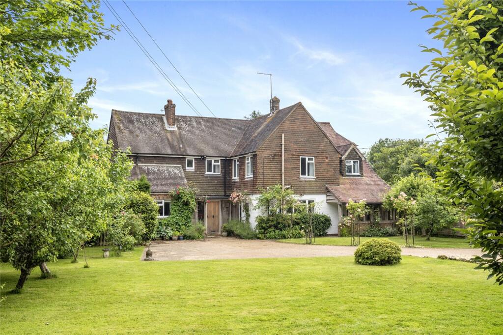 7 bedroom detached house for sale in Stonecross Lane, Lindfield