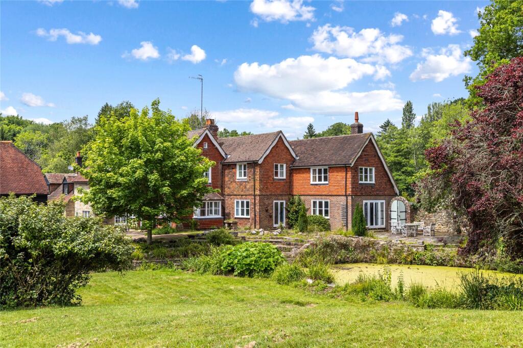 Main image of property: Lewes Road, East Grinstead, West Sussex, RH19
