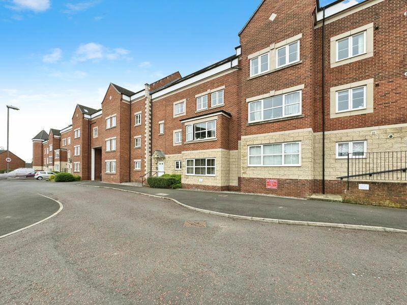 2 bedroom flat for sale in Loansdean Wood, Morpeth, NE61