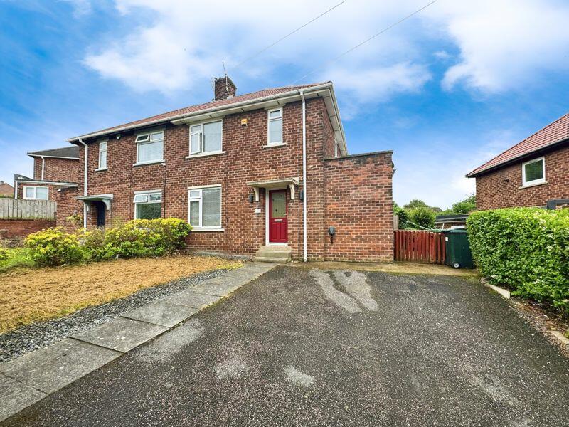 2 bedroom semidetached house for sale in Tynevale Avenue, Blaydon, NE21