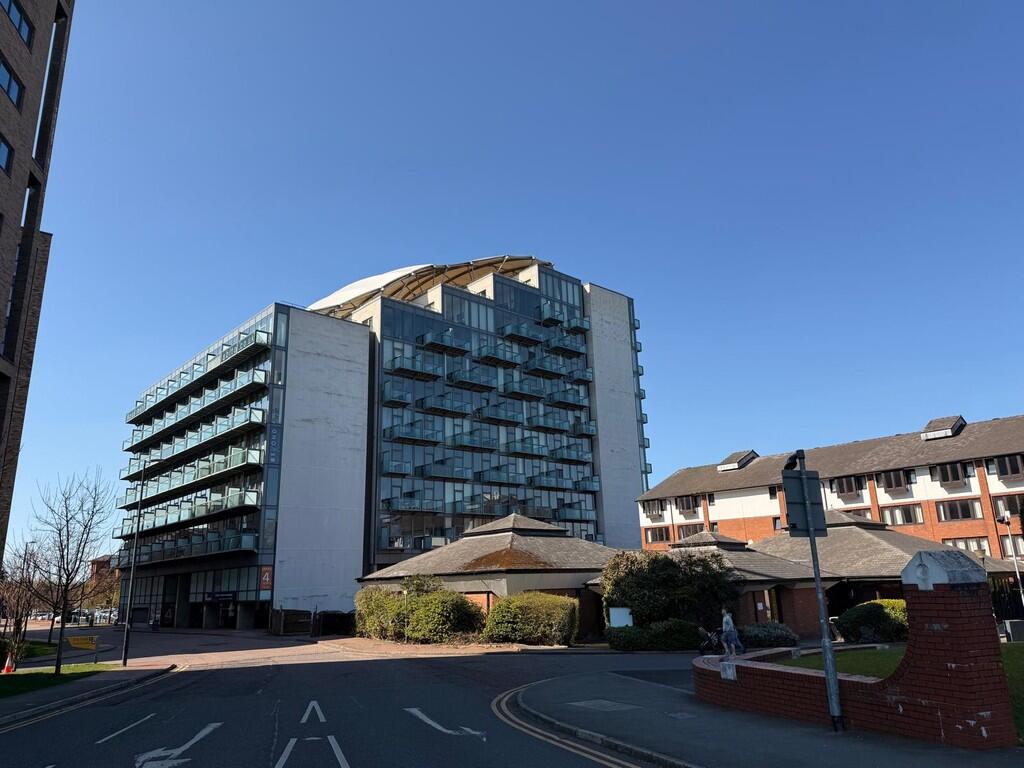 Main image of property: Abito, Clippers Quay, Salford Quays, M50