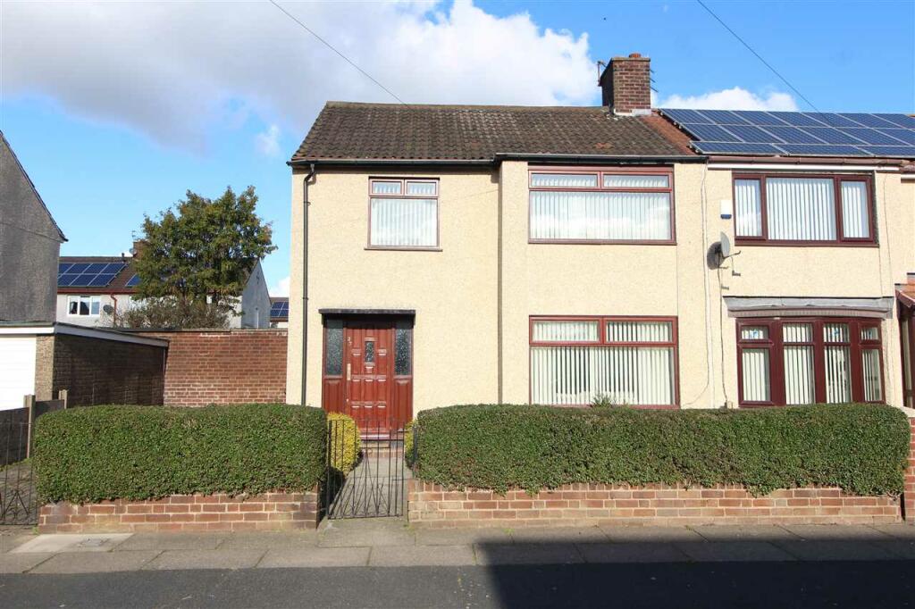 Main image of property: Linslade Crescent, Kirkby