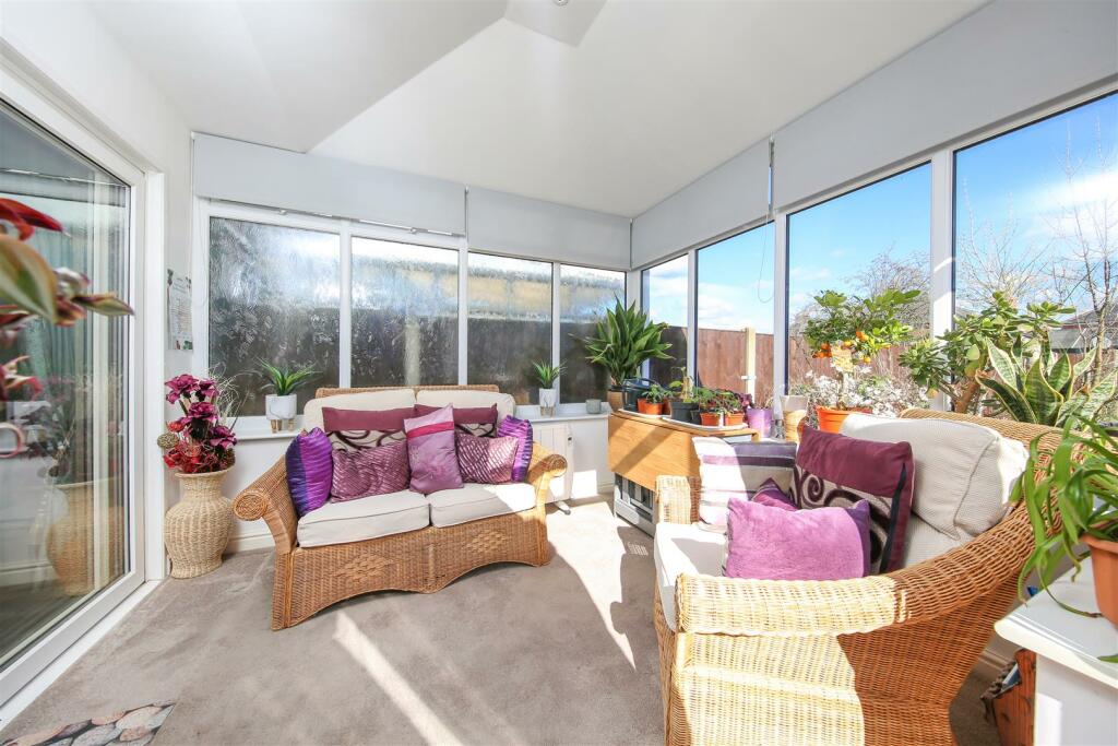 3 bedroom semidetached house for sale in Springfield Avenue, Ashgate