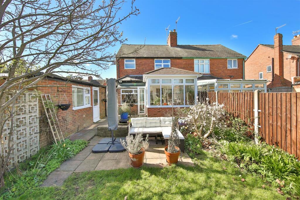 3 bedroom semidetached house for sale in Springfield Avenue, Ashgate