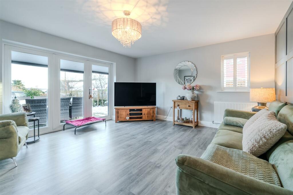 Additional property image - Top Farm, Main Road, Stretton, Alfreton, DE55 6EW
