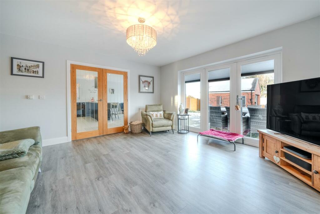 Additional property image - Top Farm, Main Road, Stretton, Alfreton, DE55 6EW