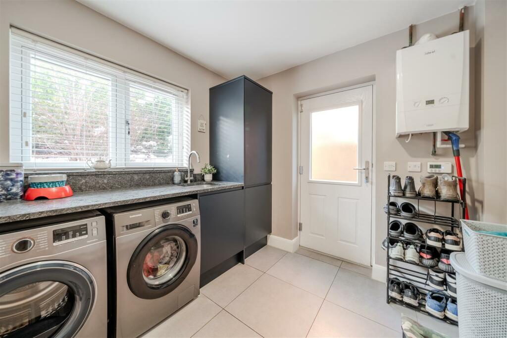 Additional property image - Top Farm, Main Road, Stretton, Alfreton, DE55 6EW