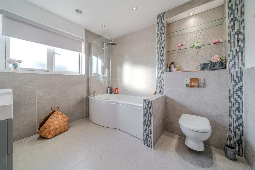 Additional property image - Top Farm, Main Road, Stretton, Alfreton, DE55 6EW